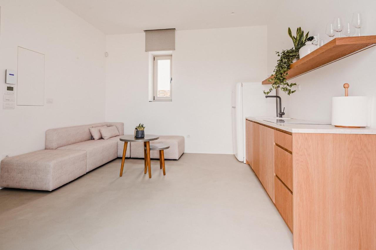 Klouvas Amarelo Suites מראה חיצוני תמונה