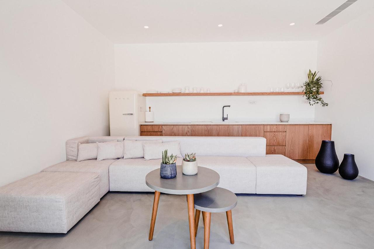 Klouvas Amarelo Suites מראה חיצוני תמונה